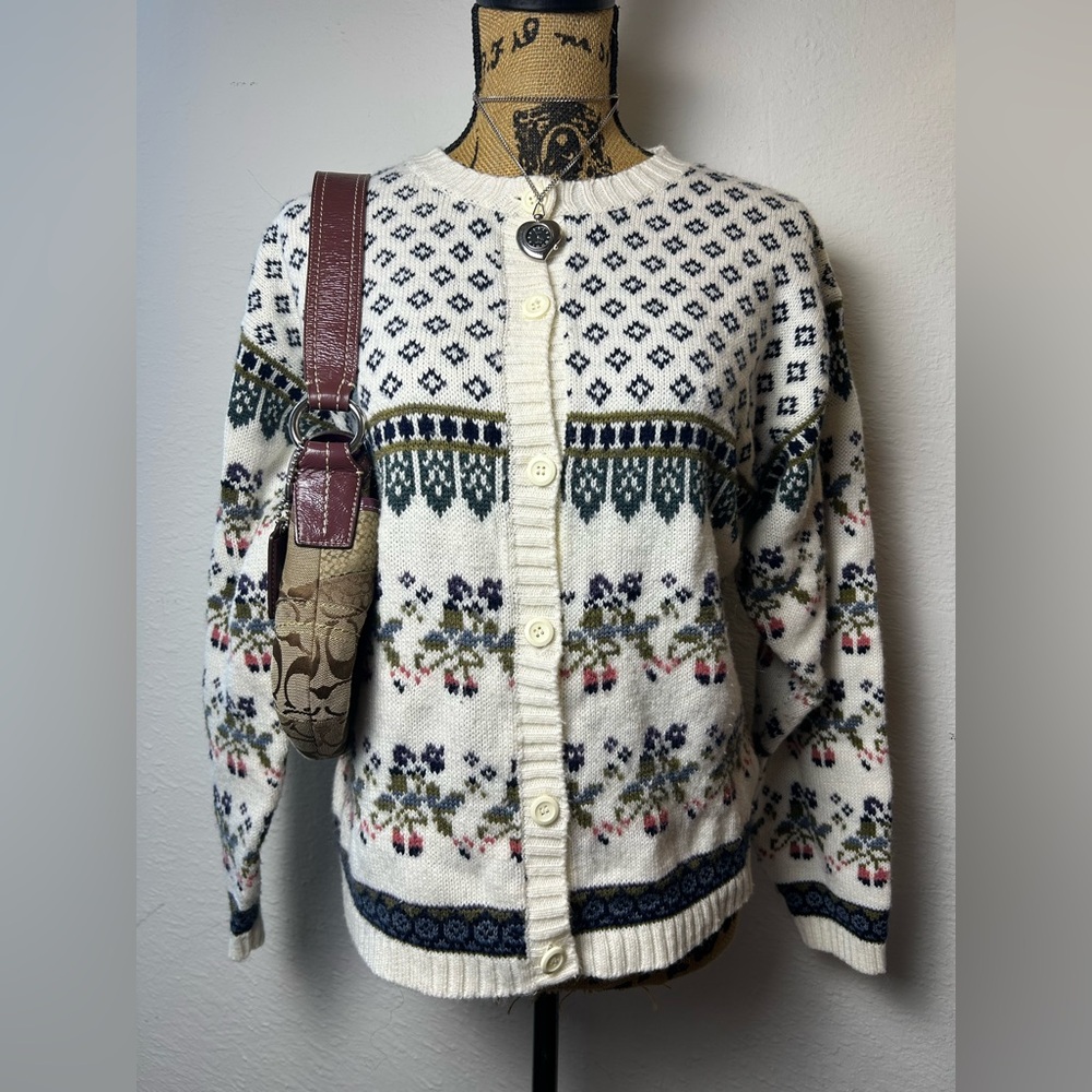vintage 90s Western Connections women’s button up sweater